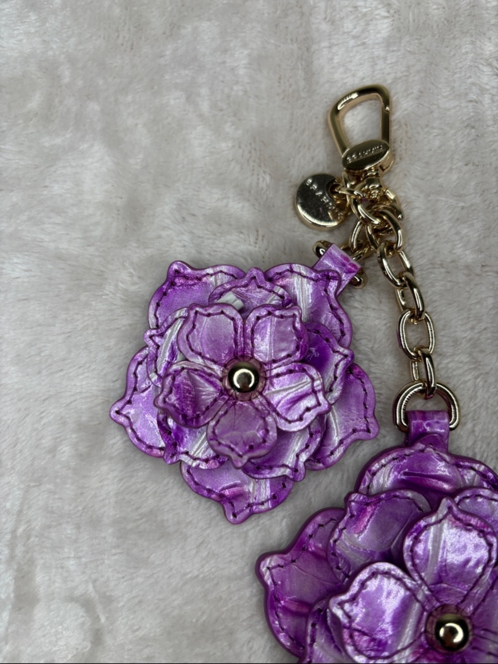 Brahmin Flower Duo Lilac Essence Melbourne Keychain - Picture 4 of 9